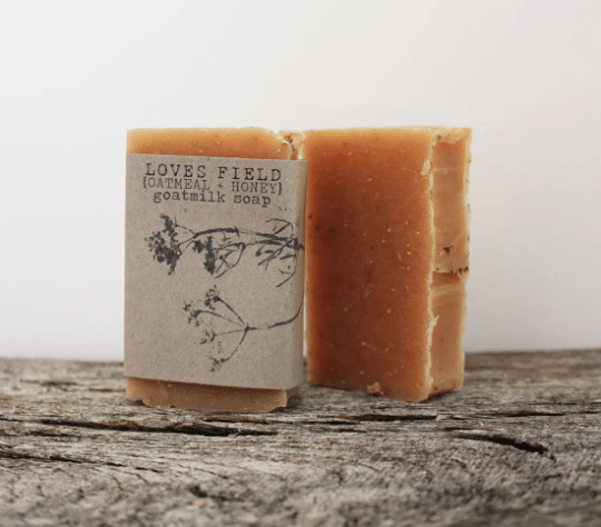 Handmade oatmeal milk & honey goat milk soap bar – creamy & exfoliating