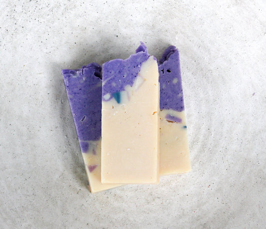 Handmade spearmint lavender vegan soap bar – minty floral & cruelty-free